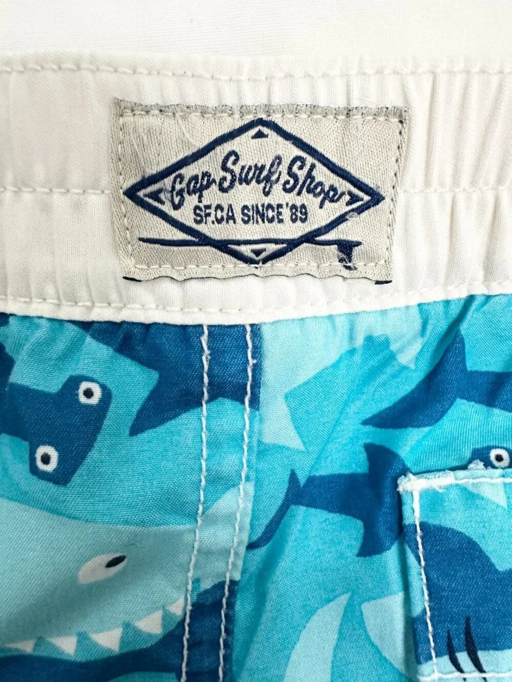 Baby Gap Toddler Boy Swim Trunks Blue / White Size 2 Years Shark Theme Pre-owned